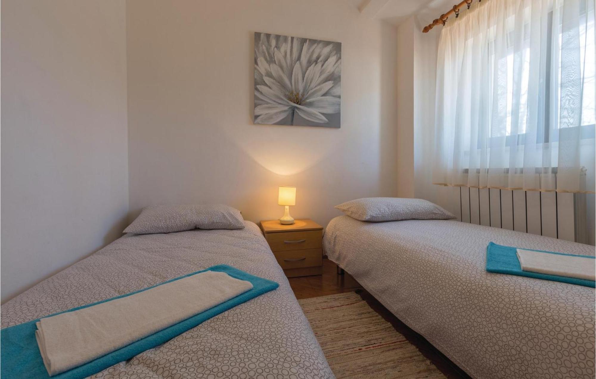 Amazing Apartment In Pazin With Wifi Katun Lindarski Eksteriør billede